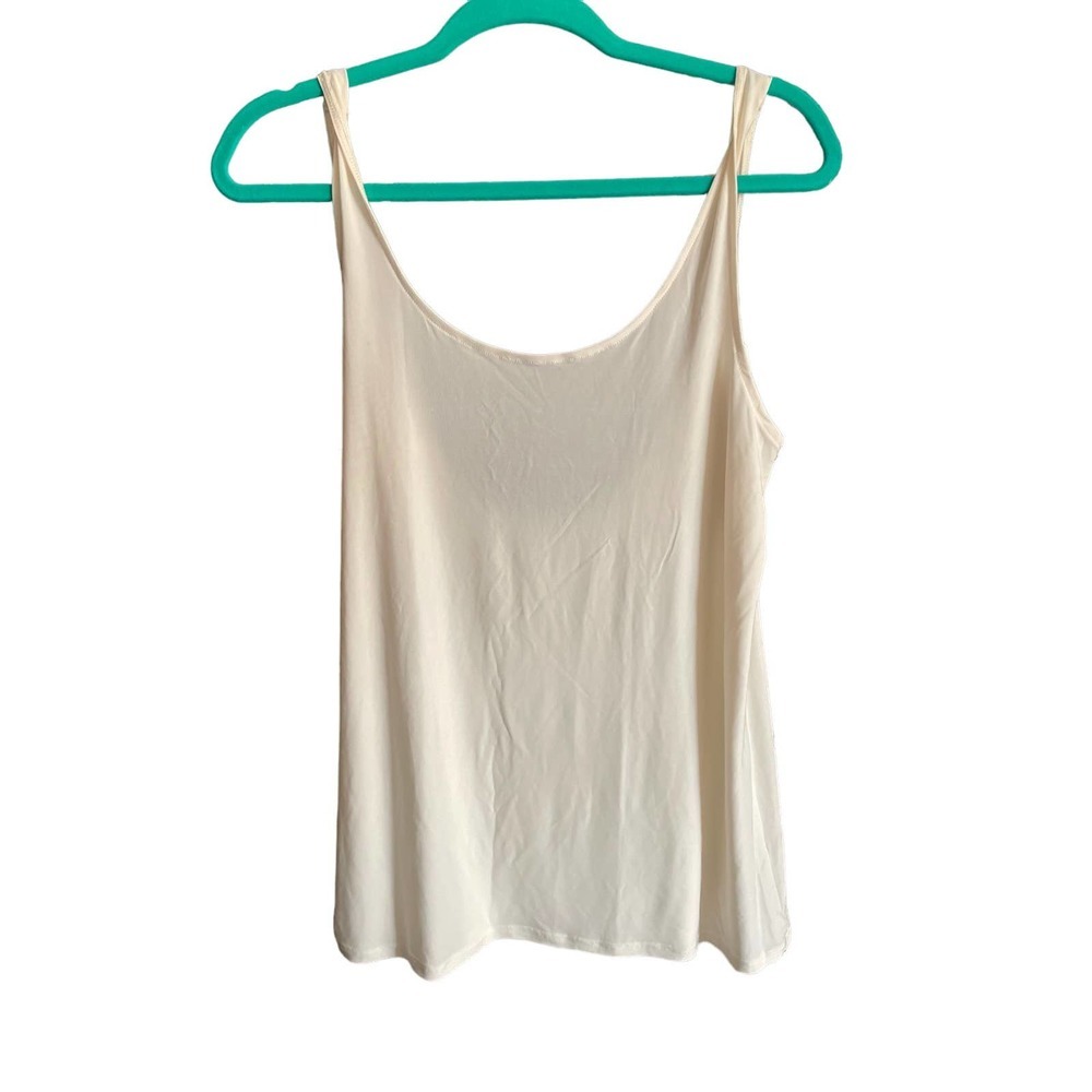 NWT Onzie Womens Glossy Flow Seamless Yoga Tank Top Sleeveless One Size Cream